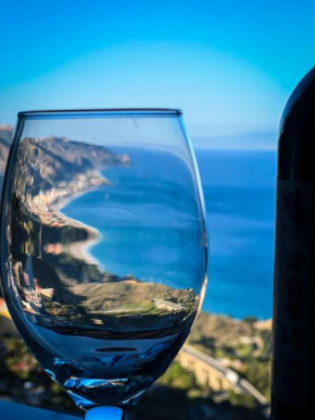 U Castiddanu breathtaking view Taormina